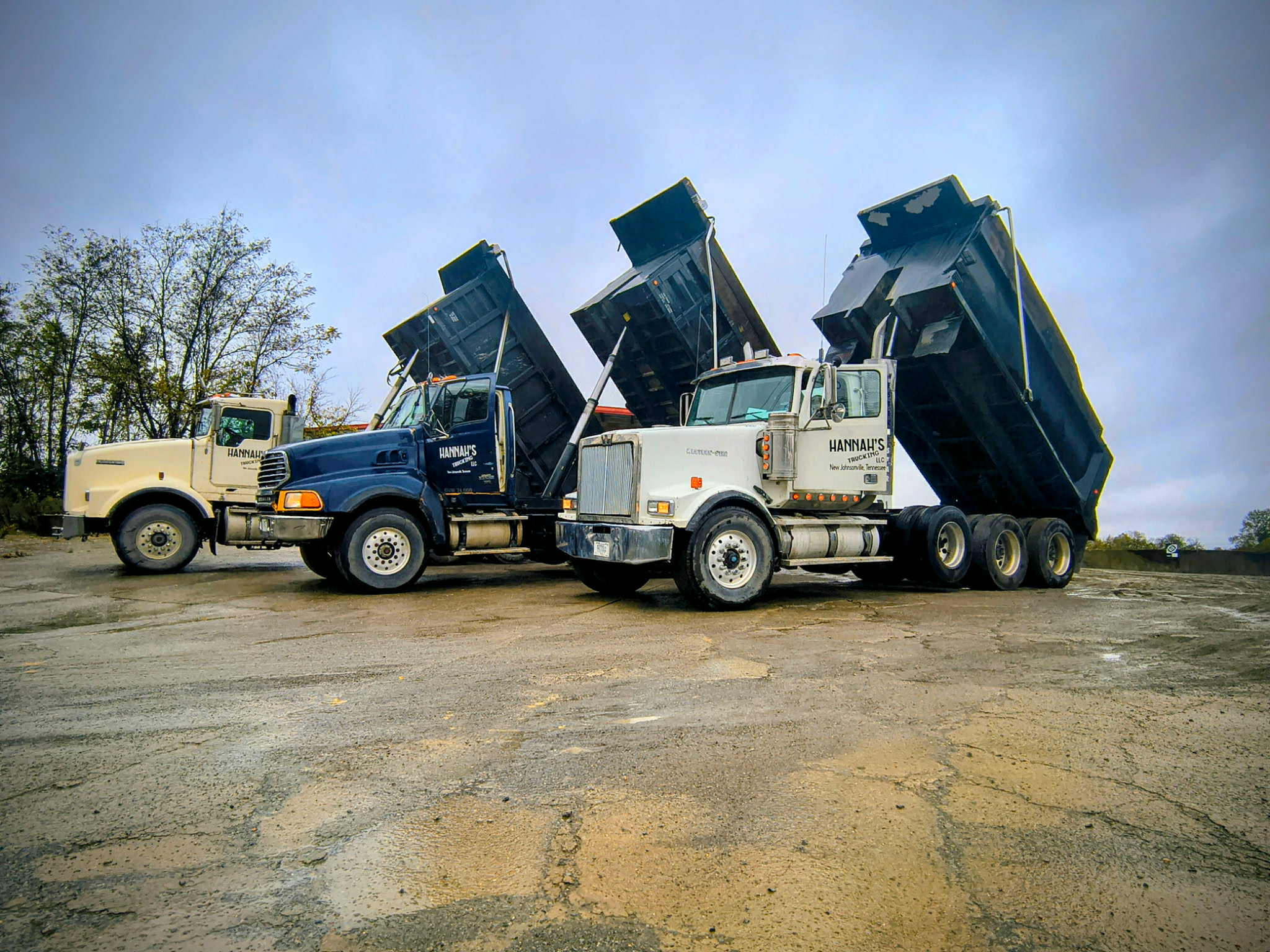 Hannah's Trucking Dump Trucks